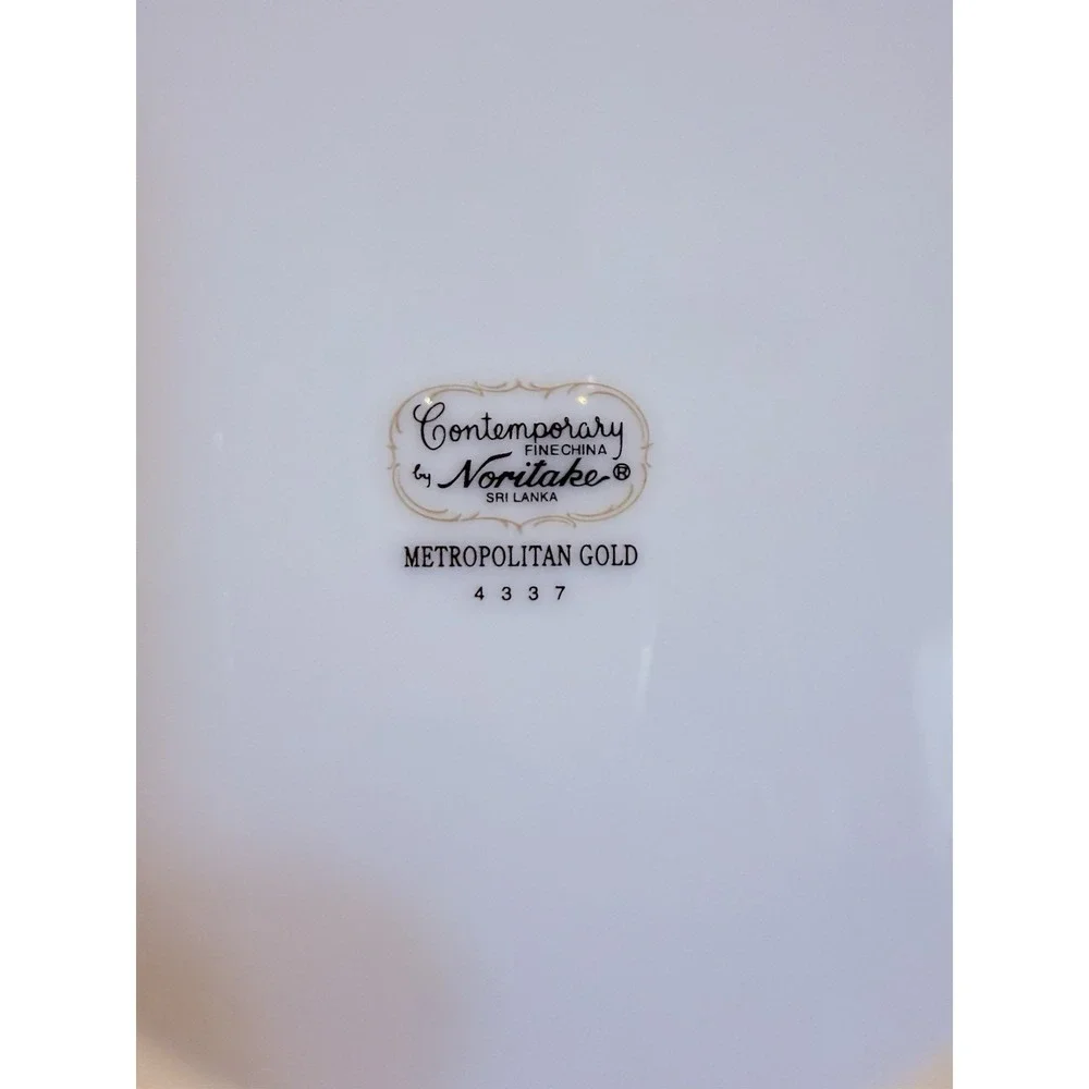 Noritake Metropolitan Gold 4337 Luncheon Plates 9